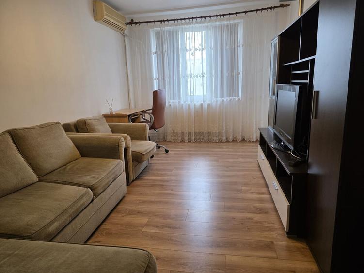 Apartament cu 2 camere decomandat, mobilat în Dristor