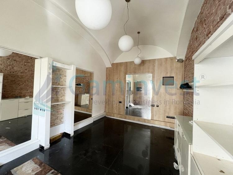 Apartament cu 2 camere decomandat în Ultracentral