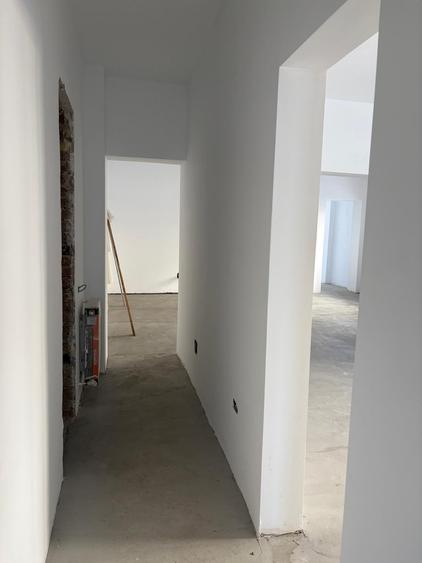 Casă individuală cu 4 camere cu Canalizare în Grădina Icoanei