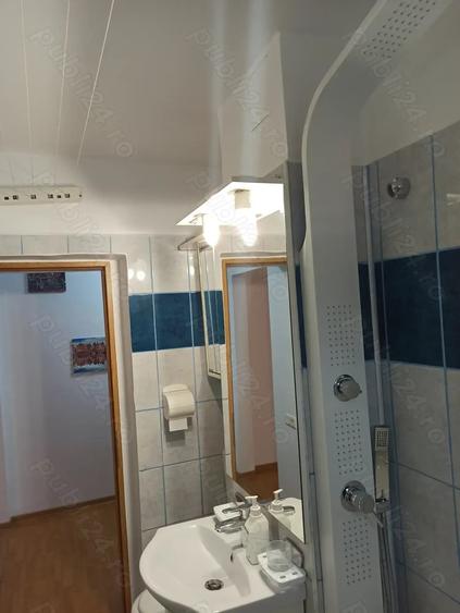 Apartament cu 3 camere semidecomandat în Groapa