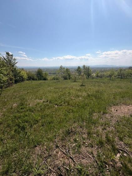 Teren Construcții intravilan de 1400 mp, în Buzești