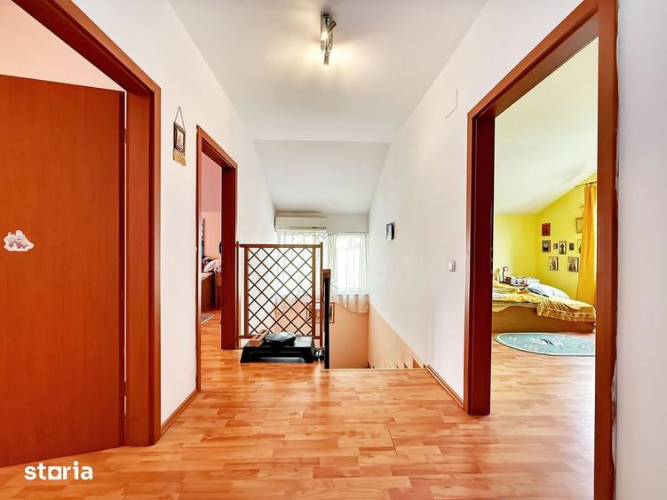 Casă cu 5 camere decomandat cu Teren 281 Mp în Șagului