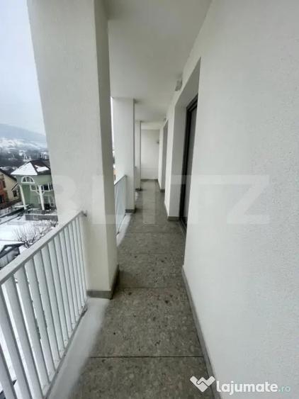 Apartament cu 3 camere decomandat în Calea Moldovei