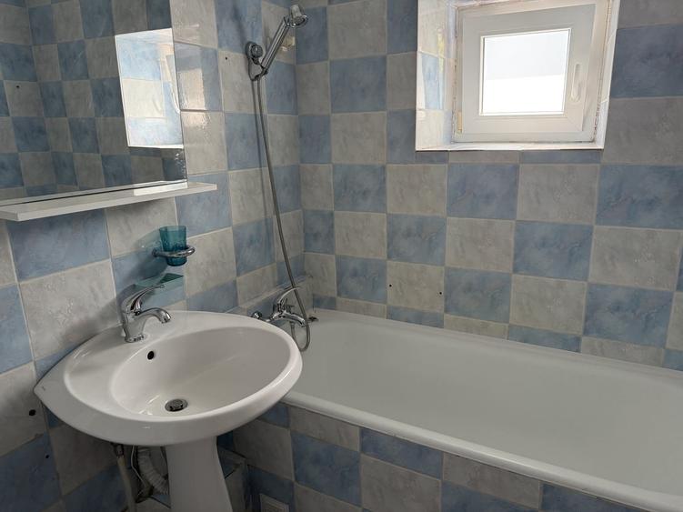 Apartament semidecomandat în Herăstrău