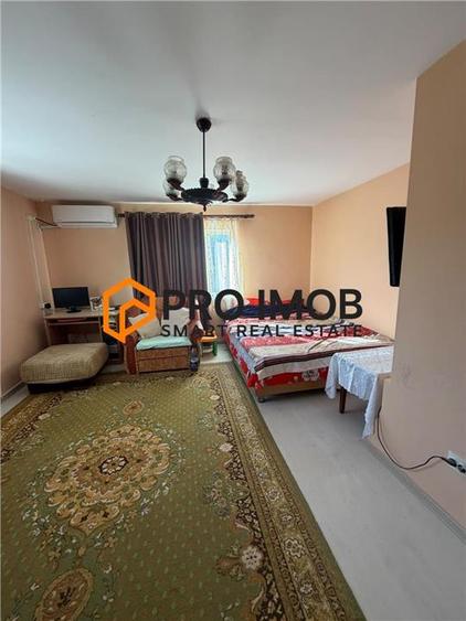 Casă individuală cu 4 camere cu Teren 4904 Mp în Cotești