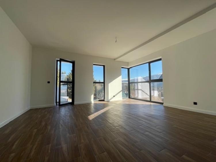 Apartament cu 2 camere decomandat în Furnica