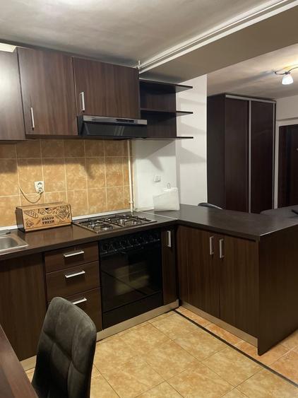 Apartament cu 3 camere în Est