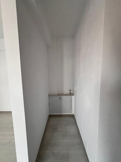 Apartament cu 3 camere semidecomandat în Someșeni