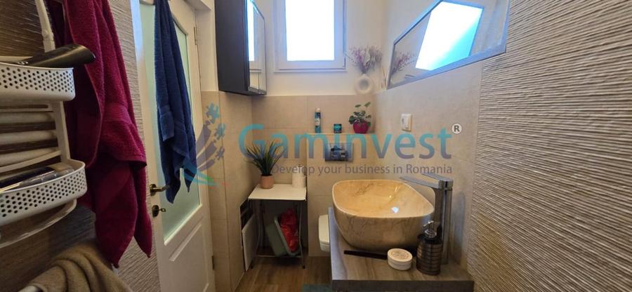 Casă individuală cu 3 camere cu Canalizare în Central
