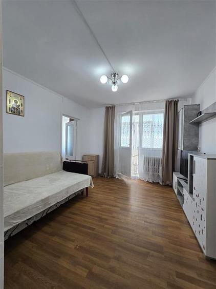 Apartament cu 2 camere nedecomandat în Tătărași
