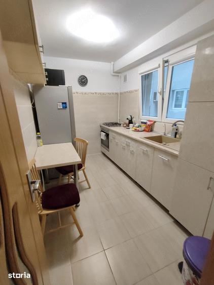 Apartament cu 2 camere decomandat, mobilat în Drumul Taberei