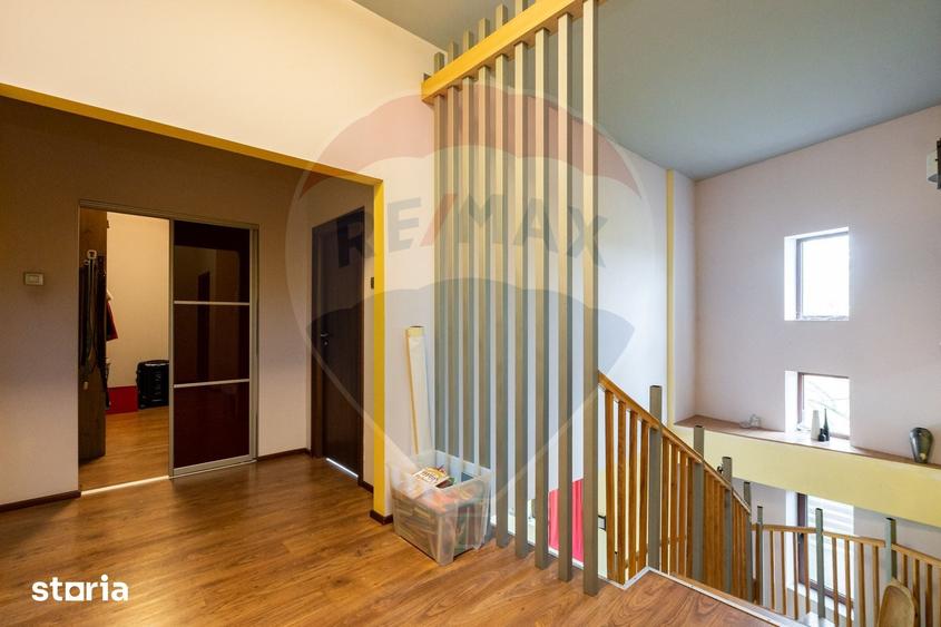 Casa / Vila cu 5 camere de vanzare Izvorani in apropierea padurii - 16