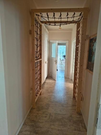 Apartament cu 3 camere decomandat, mobilat în Centrul Istoric