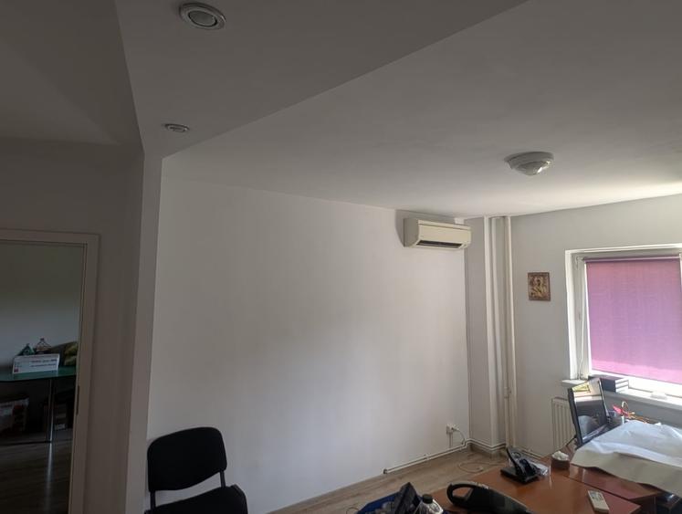 Apartament semidecomandat în 1 Mai