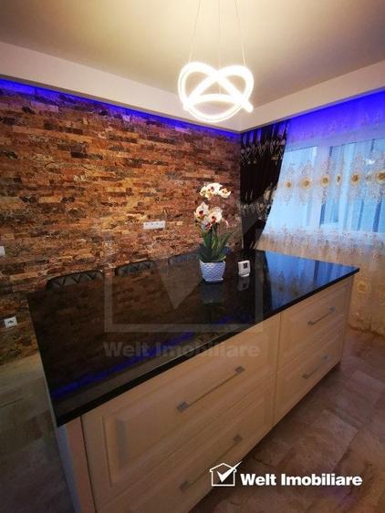 Apartament cu 3 camere semidecomandat, mobilat în Baciu