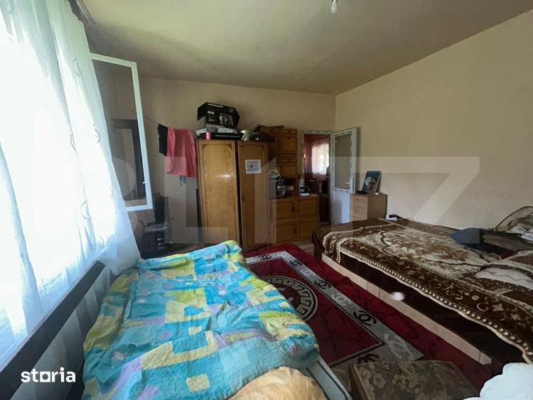 Casă cu 4 camere cu Teren 100 Mp în Jichișu de Jos