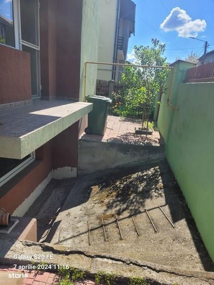 Casă cu 6 camere cu Teren 511 Mp în Central