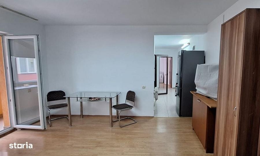 Apartament cu 2 camere decomandat în Luna