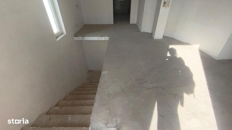 Casă cu 4 camere cu Teren 518 Mp în Central