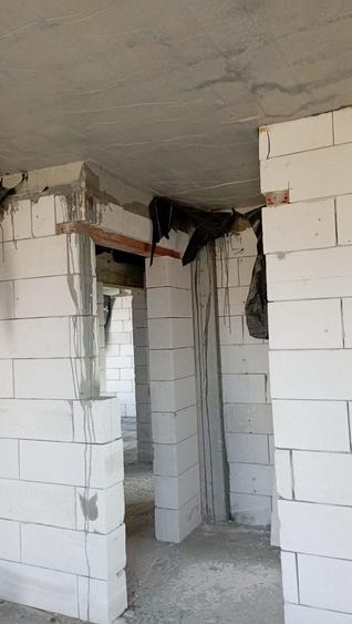 Casă cu 4 camere în Vama Veche