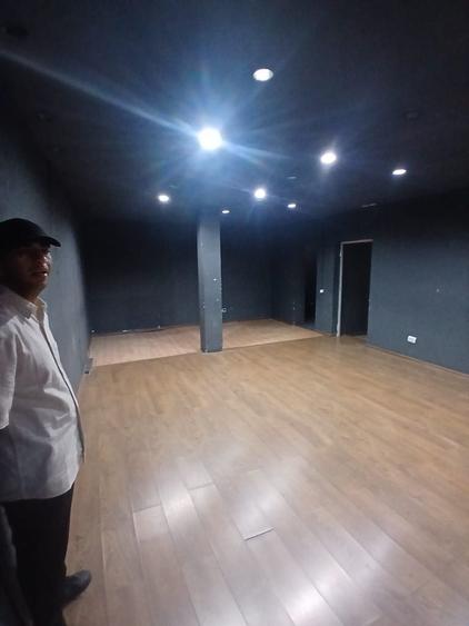 Spațiu comercial, de 250 mp, în Central
