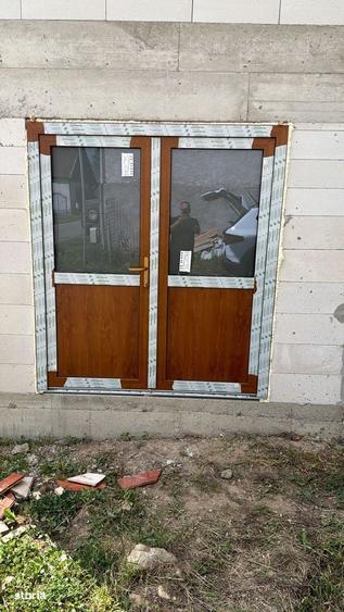 Casă cu 4 camere în Brăișoru