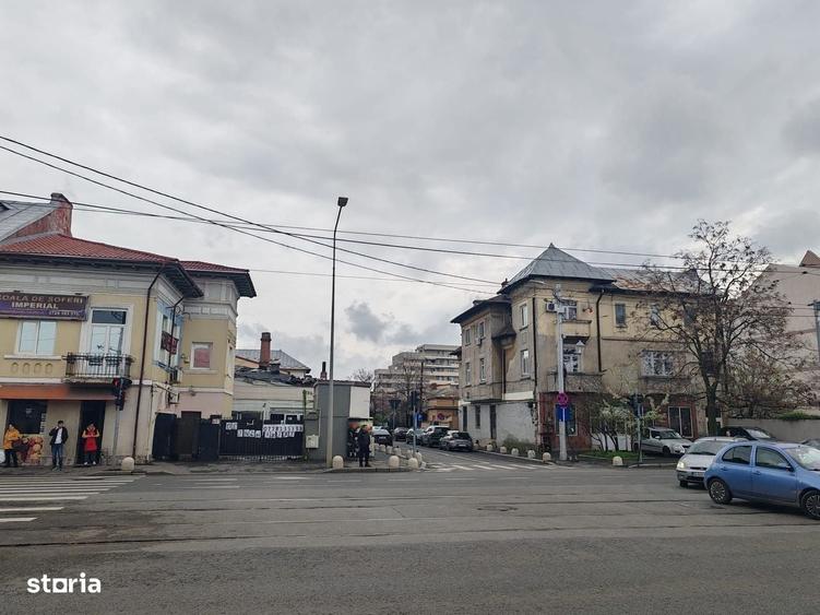 Spațiu comercial, de 750 mp, în Giurgiului