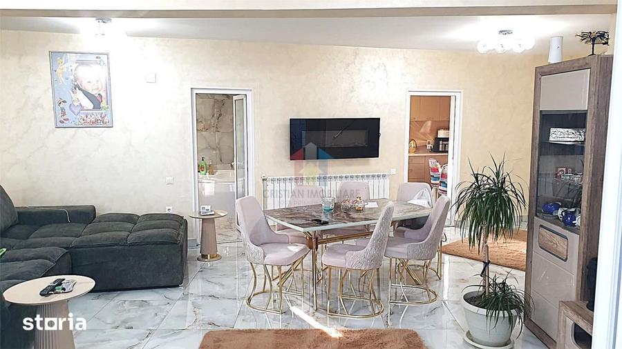 Casă cu 6 camere decomandat cu Teren 280 Mp în Chercea