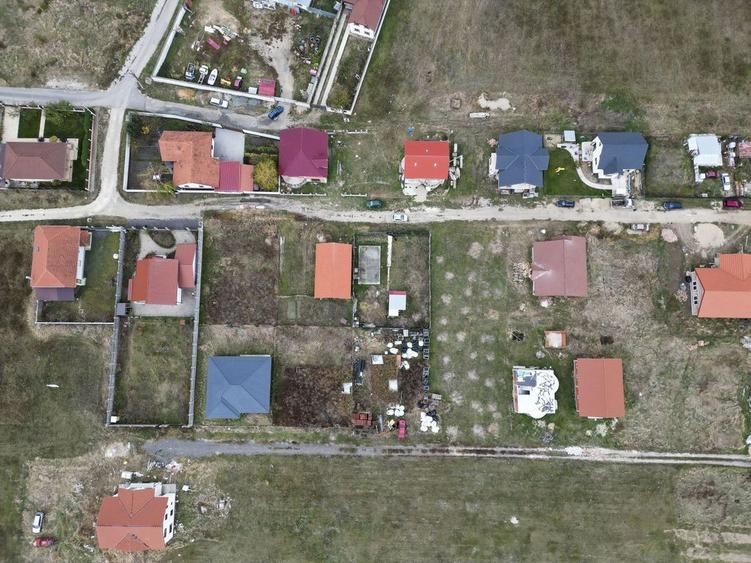 Teren de 500 mp, în Vladimirescu