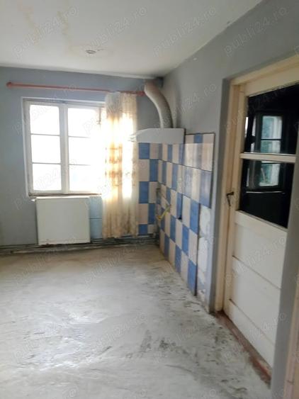 Casă cu 5 camere în Central
