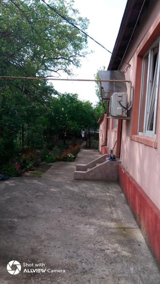 Casă cu 3 camere în Țânțăreni