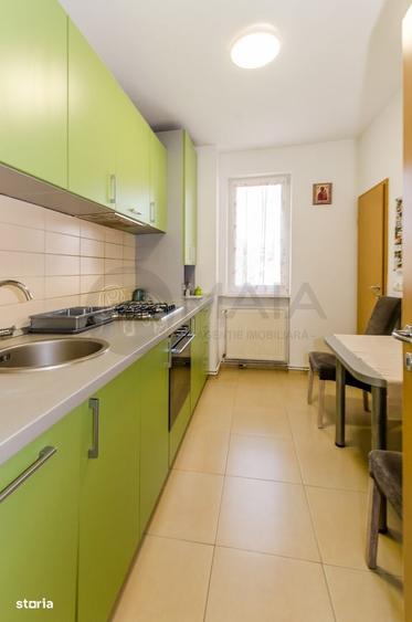 Apartament cu 3 camere decomandat în Ștrand