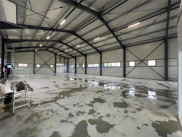 Spațiu comercial, de 583 mp, în Lețcani