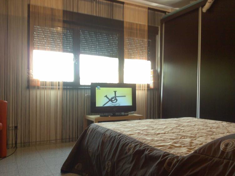 Apartament cu 2 camere decomandat în Vitan