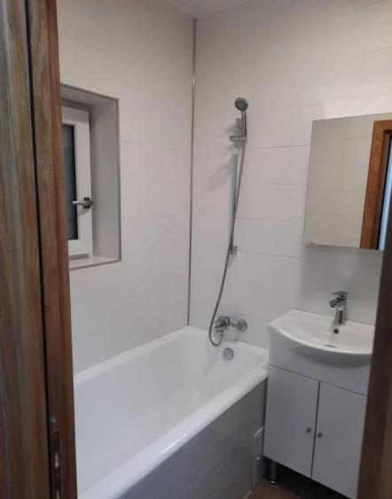 Apartament cu 2 camere decomandat, mobilat în Magheru