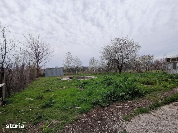 Casă cu 6 camere cu Teren 3187 Mp în Urechești