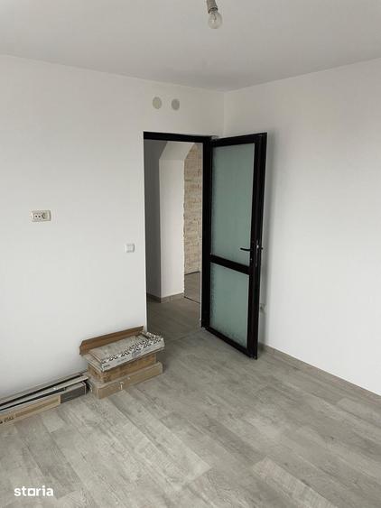 Apartament cu 2 camere semidecomandat în Cuza Vodă