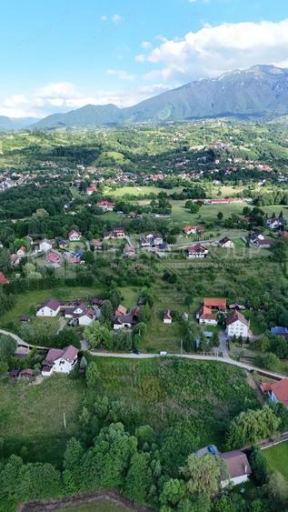 Teren de 2797 mp, în Predeluț