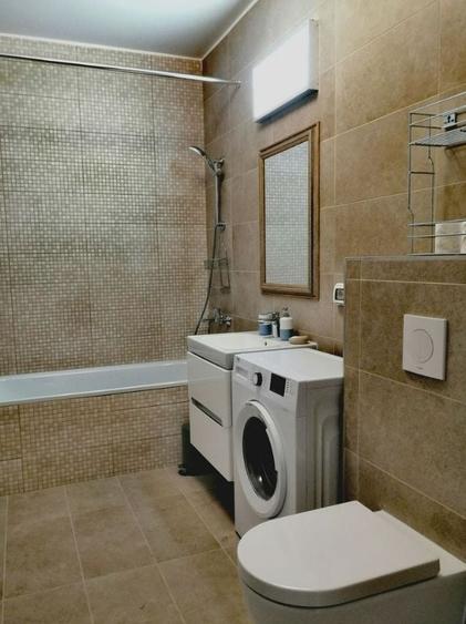 Apartament cu 2 camere semidecomandat, mobilat în Semicentral