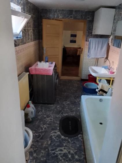 Casă cu Teren 583 Mp în Central