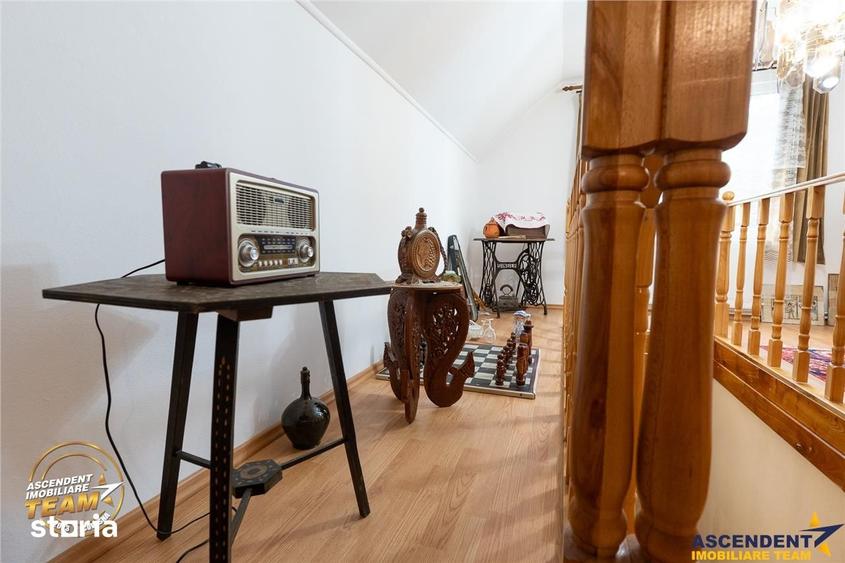 Casă cu 5 camere cu Teren 1700 Mp în Mereni