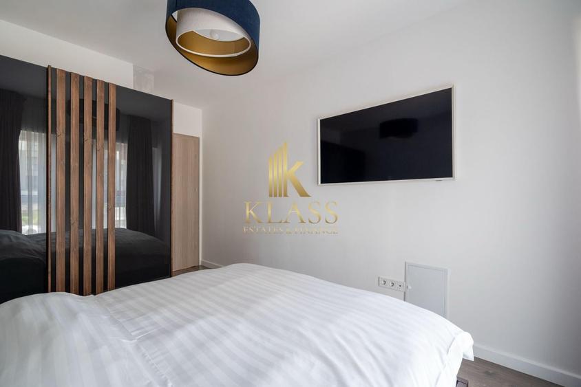 Apartament cu 3 camere semidecomandat, mobilat în Pipera