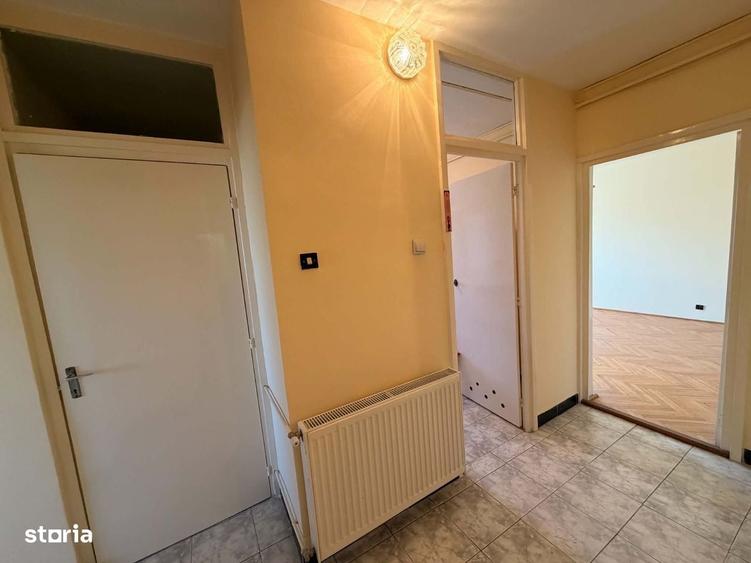 Apartament cu 4 camere decomandat în Tudor Vladimirescu