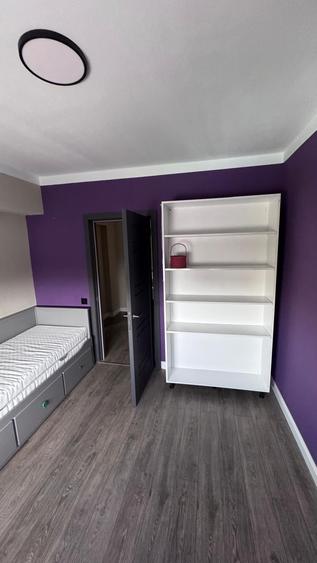 Apartament cu 4 camere decomandat, mobilat în Nicolina
