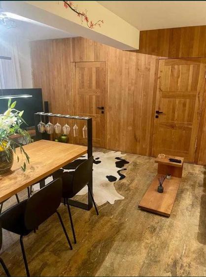 Apartament cu 3 camere decomandat în Ultracentral
