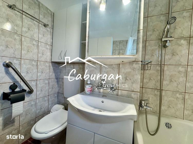 Apartament cu 3 camere decomandat în Vasile Aaron