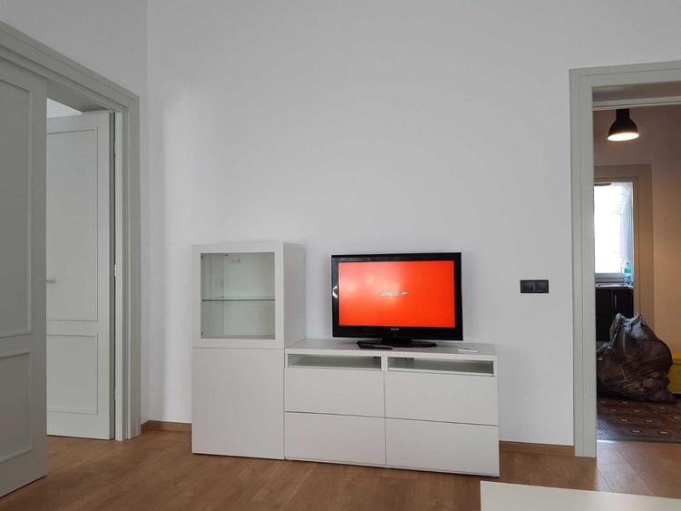 Apartament cu 2 camere semidecomandat în Sud