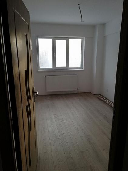 Apartament cu 2 camere decomandat în Paltin