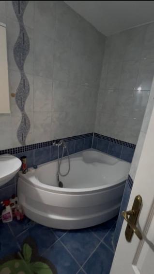 Garsonieră decomandată, mobilată în Central