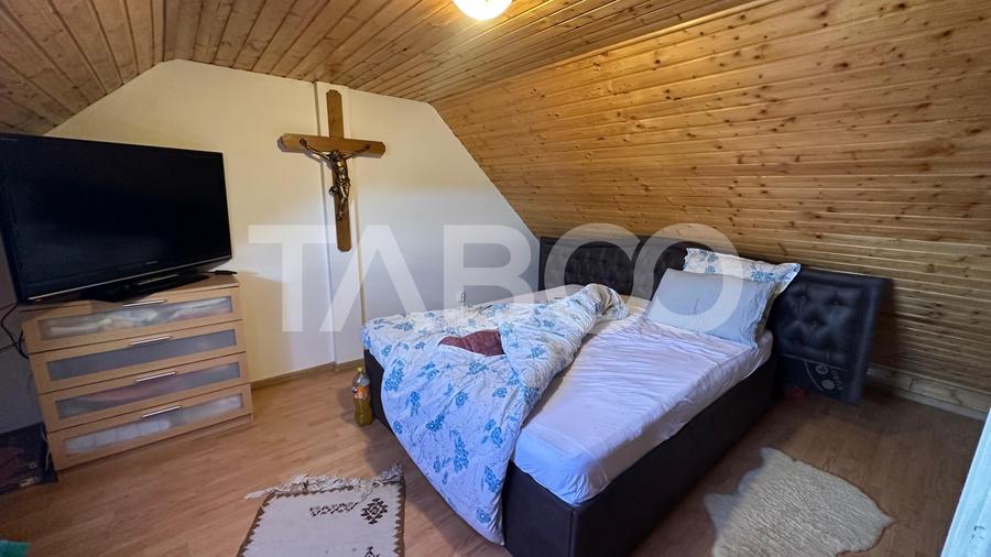 Apartament cu 3 camere decomandat, mobilat în Șelimbăr